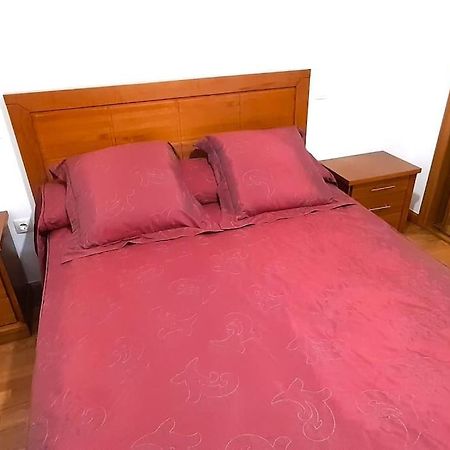 Apartamento Vistas Al Mar Con Piscina Y Terraza Foz Luaran gambar
