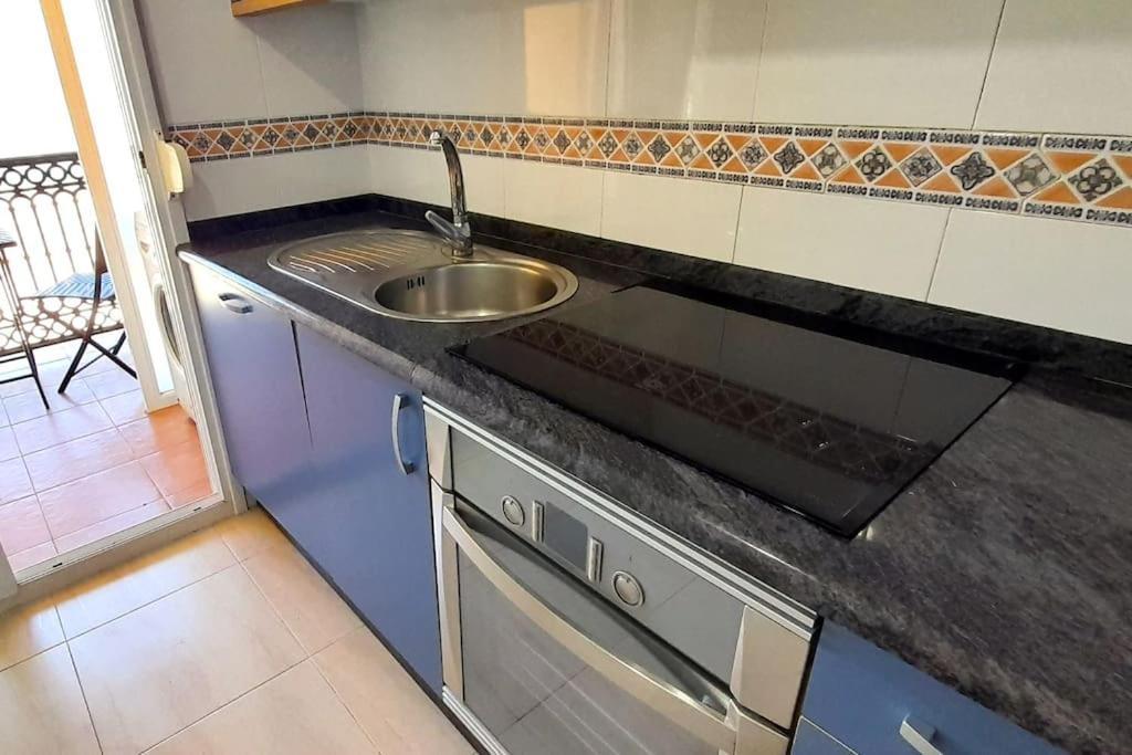 Apartamento Vistas Al Mar Con Piscina Y Terraza Foz Luaran gambar