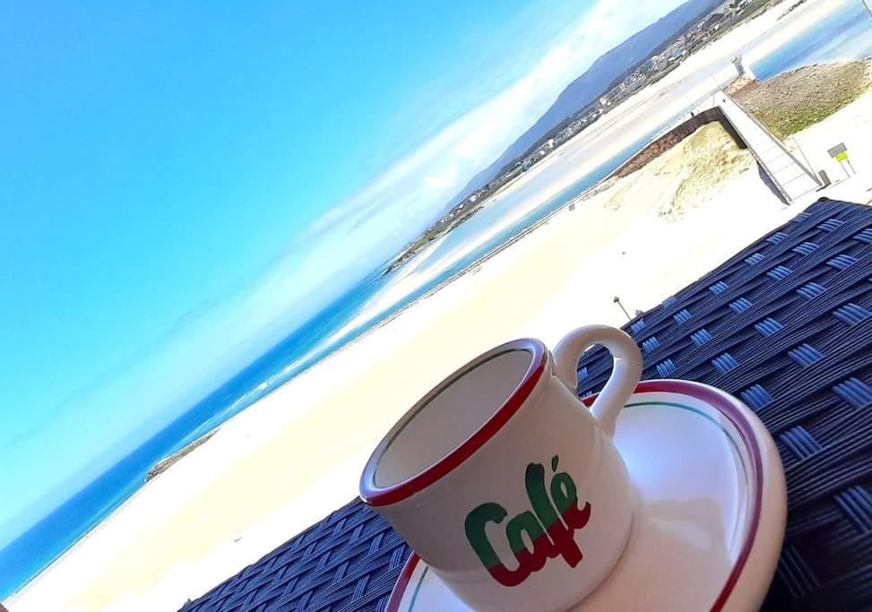 Apartamento Vistas Al Mar Con Piscina Y Terraza Foz Luaran gambar